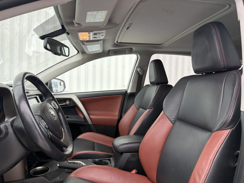 TOYOTA RAV4 2014 à vendre près Repentigny et de Montréal à vendre
