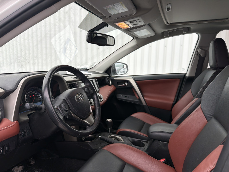 TOYOTA RAV4 2014 à vendre près Repentigny et de Montréal à vendre