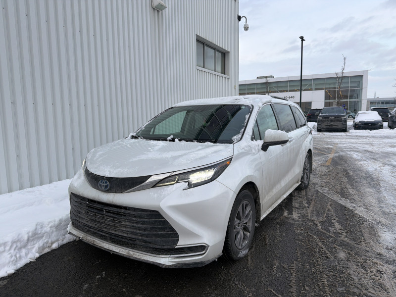 2022 TOYOTA SIENNA used and pre-owned for sales near Repentigny and Montréal à vendre