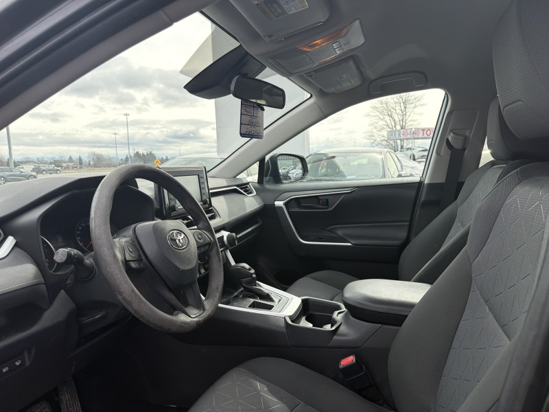 2020 TOYOTA RAV4 used and pre-owned for sales near Repentigny and Montréal à vendre
