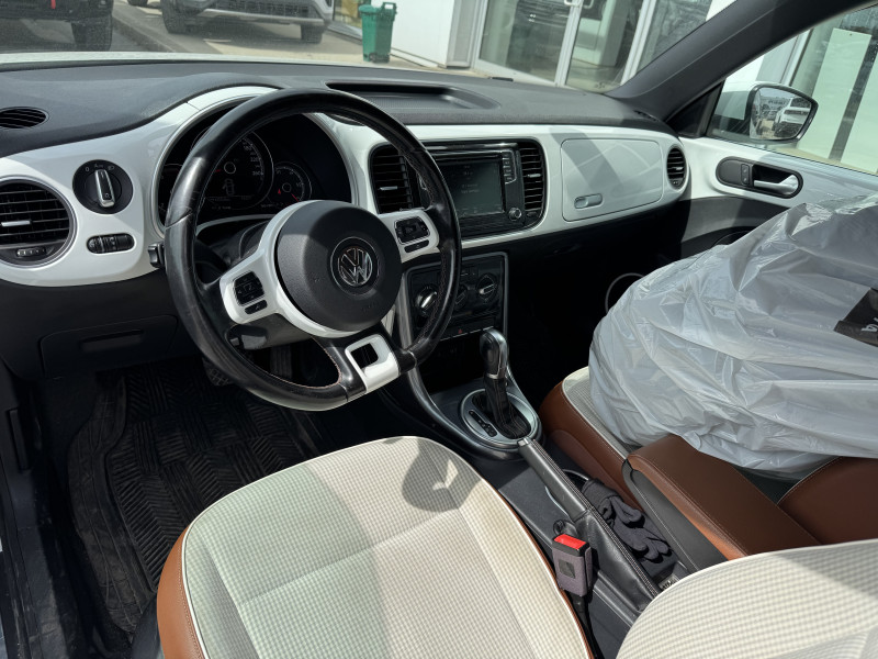 VOLKSWAGEN BEETLE DÉCAPOTABLE 2017 à vendre près Repentigny et de Montréal à vendre