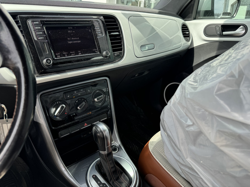 VOLKSWAGEN BEETLE DÉCAPOTABLE 2017 à vendre près Repentigny et de Montréal à vendre