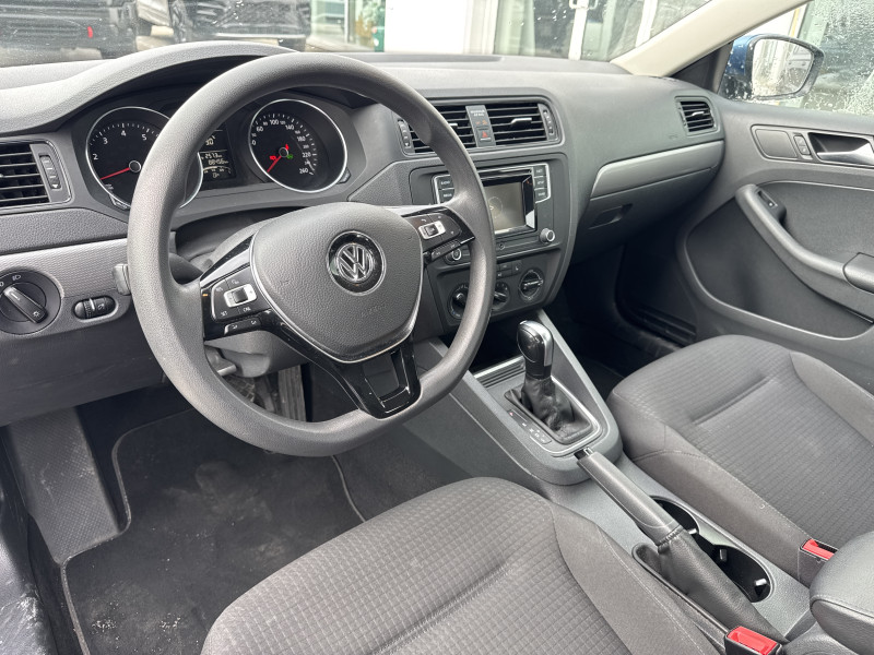 VOLKSWAGEN BERLINE JETTA 2017 à vendre près Repentigny et de Montréal à vendre